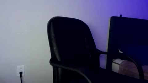 oralking123 online show from December 6, 2024, 3:08 am