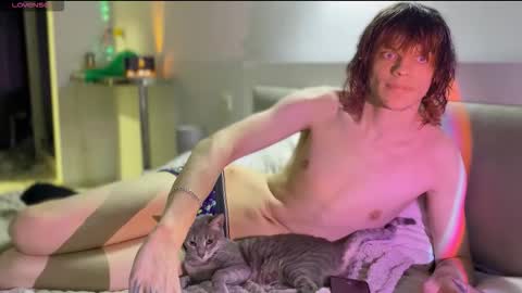 Snapshot of orange__boy chatting on March 3, 2026, 1:34 am Justin online show from March 3, 2026, 1:34 am