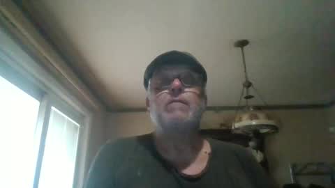 oreo270424 online show from November 16, 2025, 3:28 pm