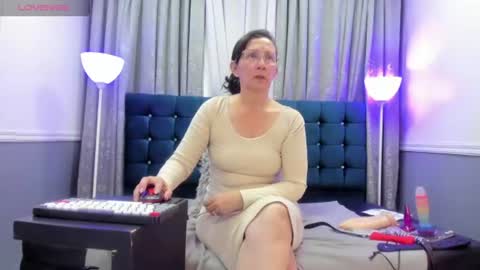 Oriana  online show from June 26, 2026, 12:37 am