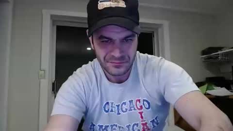 Snapshot of original_odb chatting on January 1, 2025, 5:43 am original_odb online show from January 1, 2025, 5:43 am