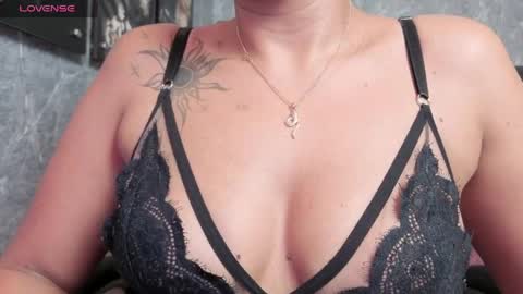 Snapshot of orion__smith chatting on April 29, 2026, 12:48 am Orion online show from April 29, 2026, 12:48 am