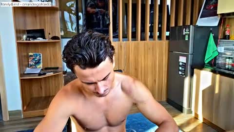 Snapshot of orlando__bloom chatting on June 3, 2026, 10:07 am Fansly and Instagram - online show from June 3, 2026, 10:07 am