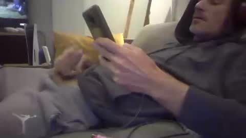 orwel09 online show from December 20, 2024, 1:33 pm