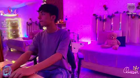 osamu_tay online show from March 17, 2026, 3:44 am