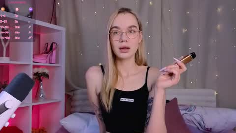 Snapshot of oseaan chatting on March 10, 2025, 9:32 am Heidi online show from March 10, 2025, 9:32 am