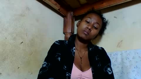 osinaa online show from May 19, 2026, 1:56 am