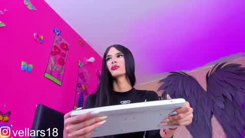 vella online show from January 2, 2025, 5:39 pm