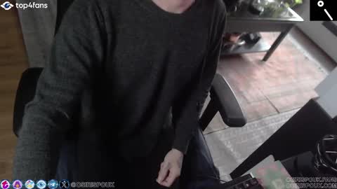 Snapshot of osirisbad chatting on January 26, 2025, 5:44 pm osirisbad online show from January 26, 2025, 5:44 pm