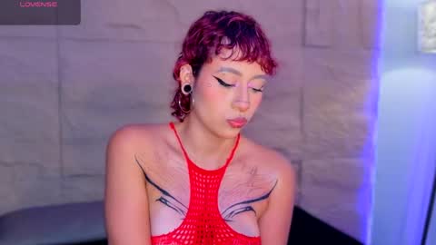 Snapshot of osiriss_ chatting on April 30, 2026, 10:03 pm Osiriss online show from April 30, 2026, 10:03 pm