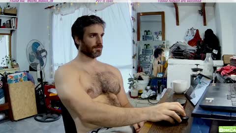 Osito Blanco online show from March 27, 2026, 8:52 pm