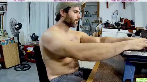 Osito Blanco online show from March 31, 2026, 4:35 am