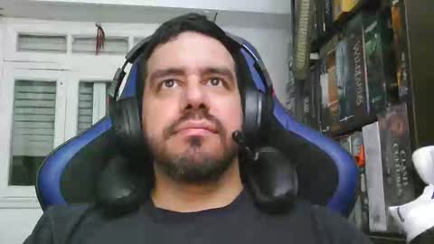 Oso online show from December 17, 2024, 1:29 am