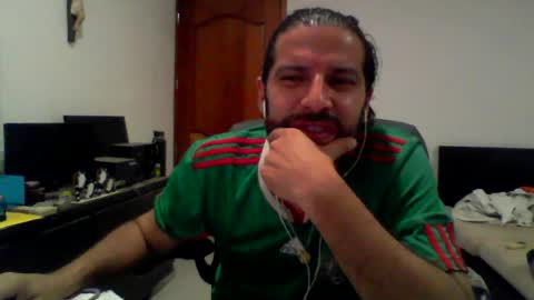 Snapshot of osito_cancunense chatting on July 1, 2026, 10:06 am osito_cancunense online show from July 1, 2026, 10:06 am