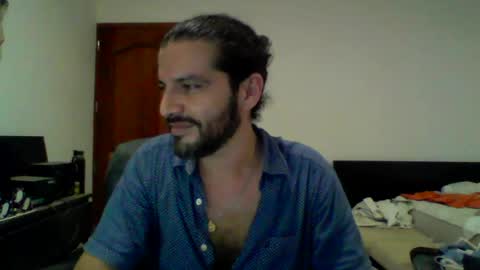 Snapshot of osito_cancunense chatting on July 2, 2026, 7:25 am osito_cancunense online show from July 2, 2026, 7:25 am