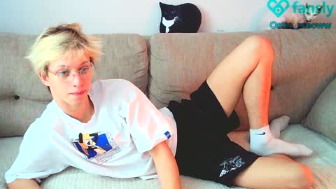 Snapshot of ostin_meoww chatting on January 17, 2025, 6:57 am Ostin online show from January 17, 2025, 6:57 am