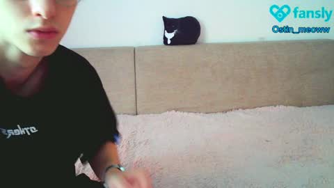 Snapshot of ostin_meoww chatting on January 30, 2025, 6:35 am Ostin online show from January 30, 2025, 6:35 am