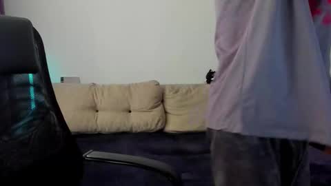 Snapshot of ostin_meoww chatting on January 18, 2026, 9:24 am Ostin online show from January 18, 2026, 9:24 am