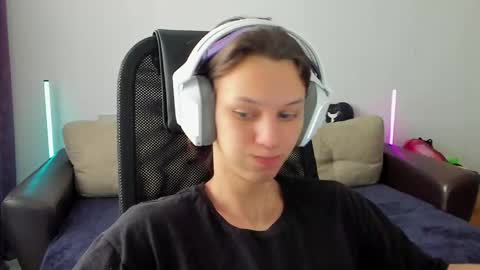 Snapshot of ostin_meoww chatting on March 2, 2026, 4:58 am Ostin online show from March 2, 2026, 4:58 am