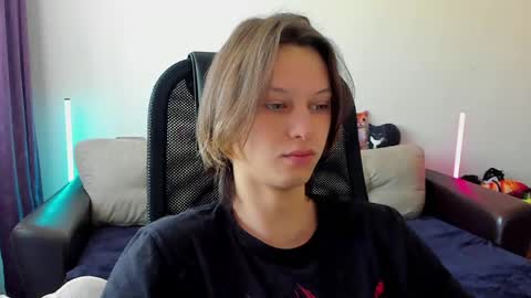 Ostin online show from April 2, 2026, 3:59 am