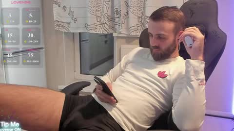 Otis online show from April 27, 2026, 6:17 pm