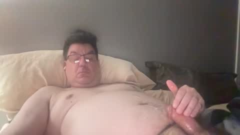 otter916 online show from April 6, 2026, 4:46 am