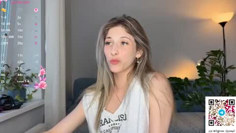 Snapshot of ottiliebolyard chatting on June 21, 2026, 5:59 pm Anne online show from June 21, 2026, 5:59 pm