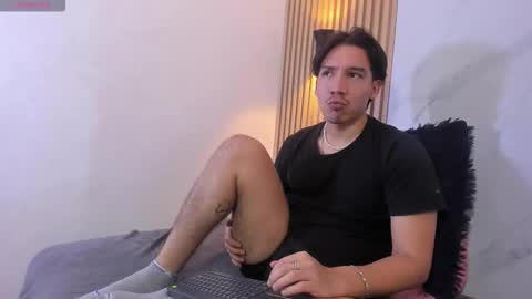 Otto Andrew online show from February 3, 2026, 7:52 pm