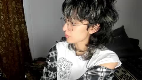 Snapshot of ottoyan_ chatting on September 16, 2025, 9:27 pm Otto 3 online show from September 16, 2025, 9:27 pm