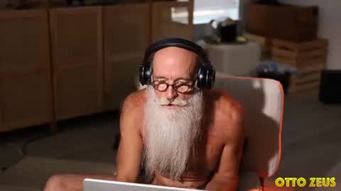 Snapshot of ottozeus chatting on July 14, 2026, 6:46 pm Otto Zeus online show from July 14, 2026, 6:46 pm