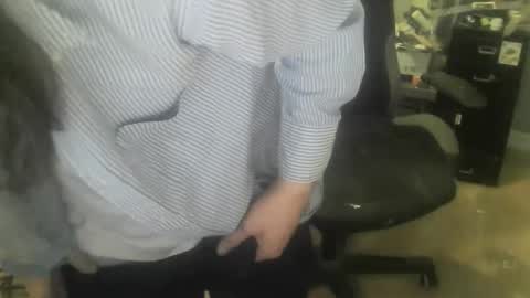 ouinnybis195625 online show from January 26, 2025, 8:57 am