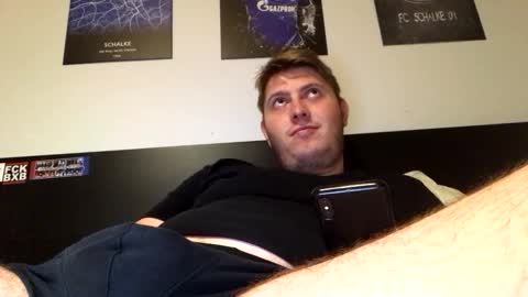 Snapshot of outflayd chatting on November 15, 2025, 5:49 am outflayd online show from November 15, 2025, 5:49 am