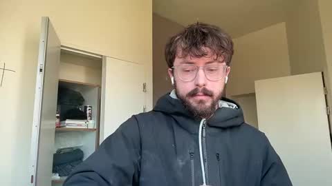 ovidius96 online show from March 3, 2025, 11:00 am