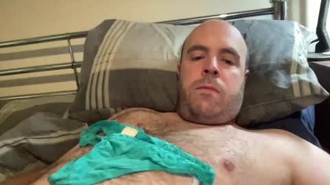 Owen2022 online show from May 13, 2026, 6:22 am