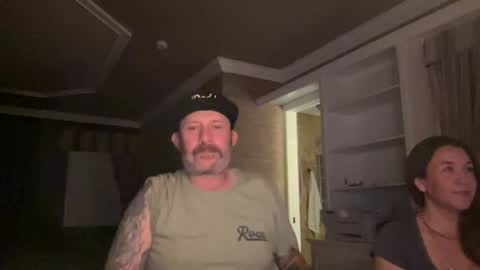 Snapshot of owliecat chatting on June 19, 2026, 6:18 am owliecat online show from June 19, 2026, 6:18 am