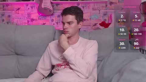 Snapshot of oxmikexo chatting on December 24, 2024, 11:49 am Mike online show from December 24, 2024, 11:49 am