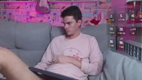 Snapshot of oxmikexo chatting on December 26, 2024, 10:59 am Mike online show from December 26, 2024, 10:59 am