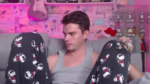 Snapshot of oxmikexo chatting on December 27, 2024, 11:50 am Mike online show from December 27, 2024, 11:50 am