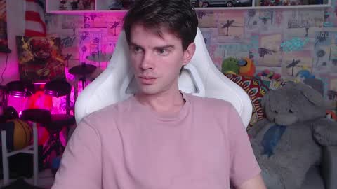 Snapshot of oxmikexo chatting on March 3, 2025, 11:22 am Mike online show from March 3, 2025, 11:22 am