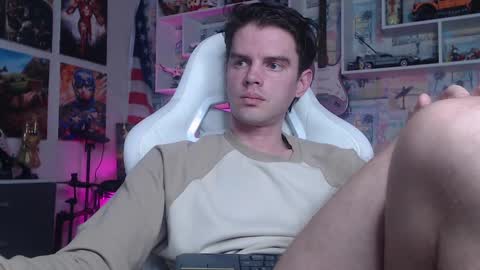 Snapshot of oxmikexo chatting on March 7, 2025, 12:23 pm Mike online show from March 7, 2025, 12:23 pm