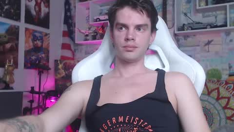 Snapshot of oxmikexo chatting on March 9, 2025, 2:10 pm Mike online show from March 9, 2025, 2:10 pm