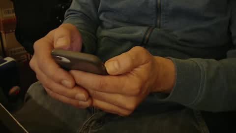 Snapshot of oxolotl chatting on February 16, 2025, 2:09 am oxolotl online show from February 16, 2025, 2:09 am