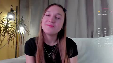 Snapshot of oziecarmona chatting on November 18, 2025, 1:00 am Caroline or just Lina online show from November 18, 2025, 1:00 am