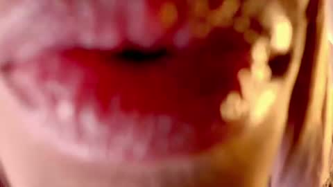 Dany Ozorio online show from July 27, 2026, 5:58 am
