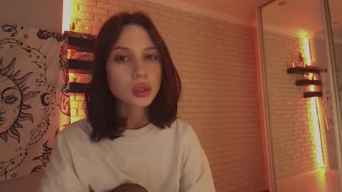 Snapshot of p0rsche911 chatting on December 13, 2024, 6:05 pm Alice online show from December 13, 2024, 6:05 pm