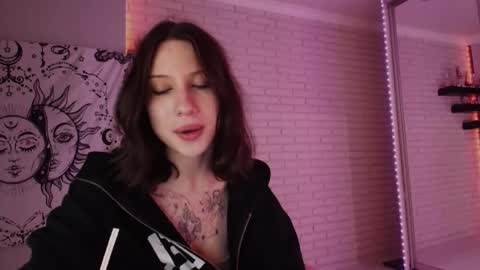 Snapshot of p0rsche911 chatting on December 15, 2024, 5:53 pm Alice online show from December 15, 2024, 5:53 pm