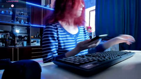 Ella online show from February 3, 2025, 7:29 am