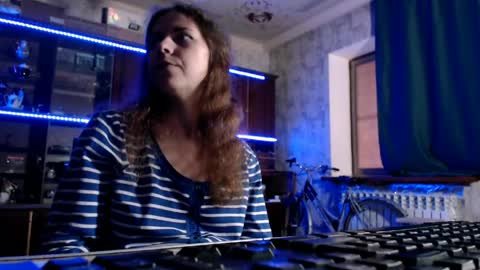 Ella online show from May 24, 2026, 7:02 am