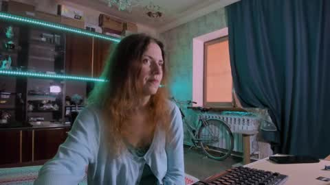 Ella online show from May 29, 2026, 6:33 am