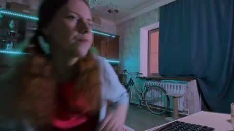 Ella online show from June 1, 2026, 6:37 am